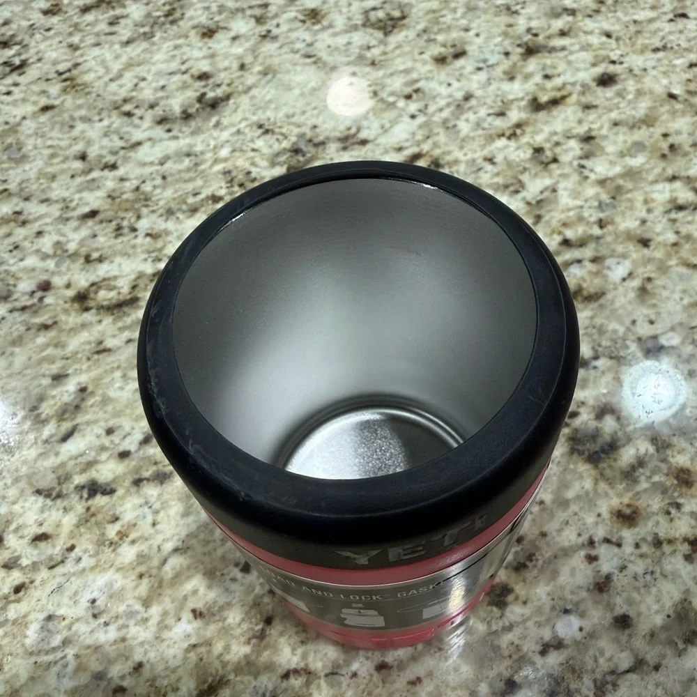 YETI Rambler Colster Can Insulator - Tropical Pink